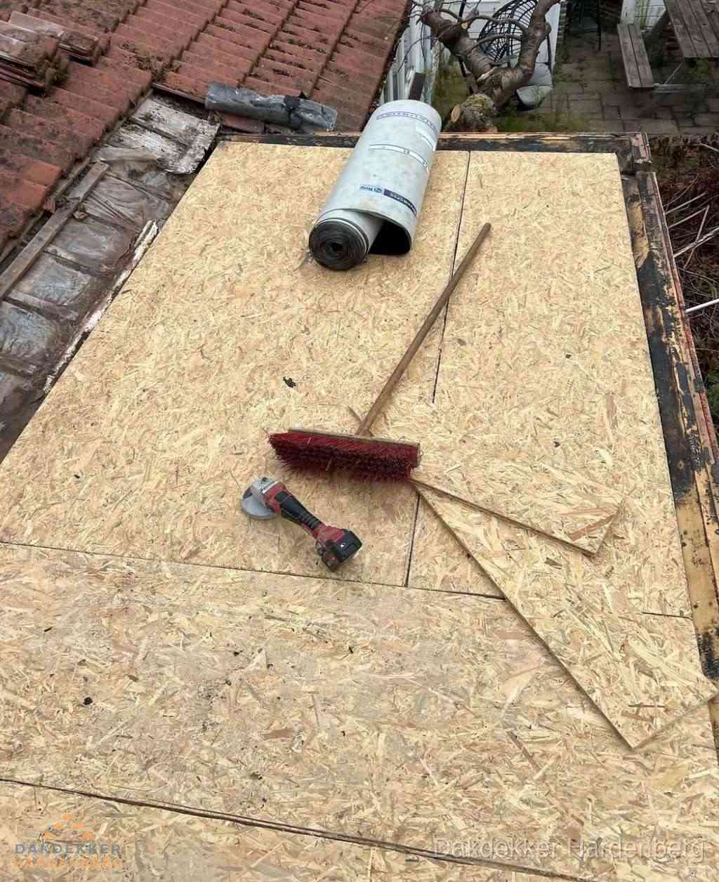 Dakrenovatie afgerond met nieuwe bitumen dakbedekking in Hardenberg